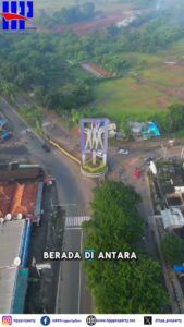 TOUR RUMAH ANTI GAGAL! | Kota Cakra